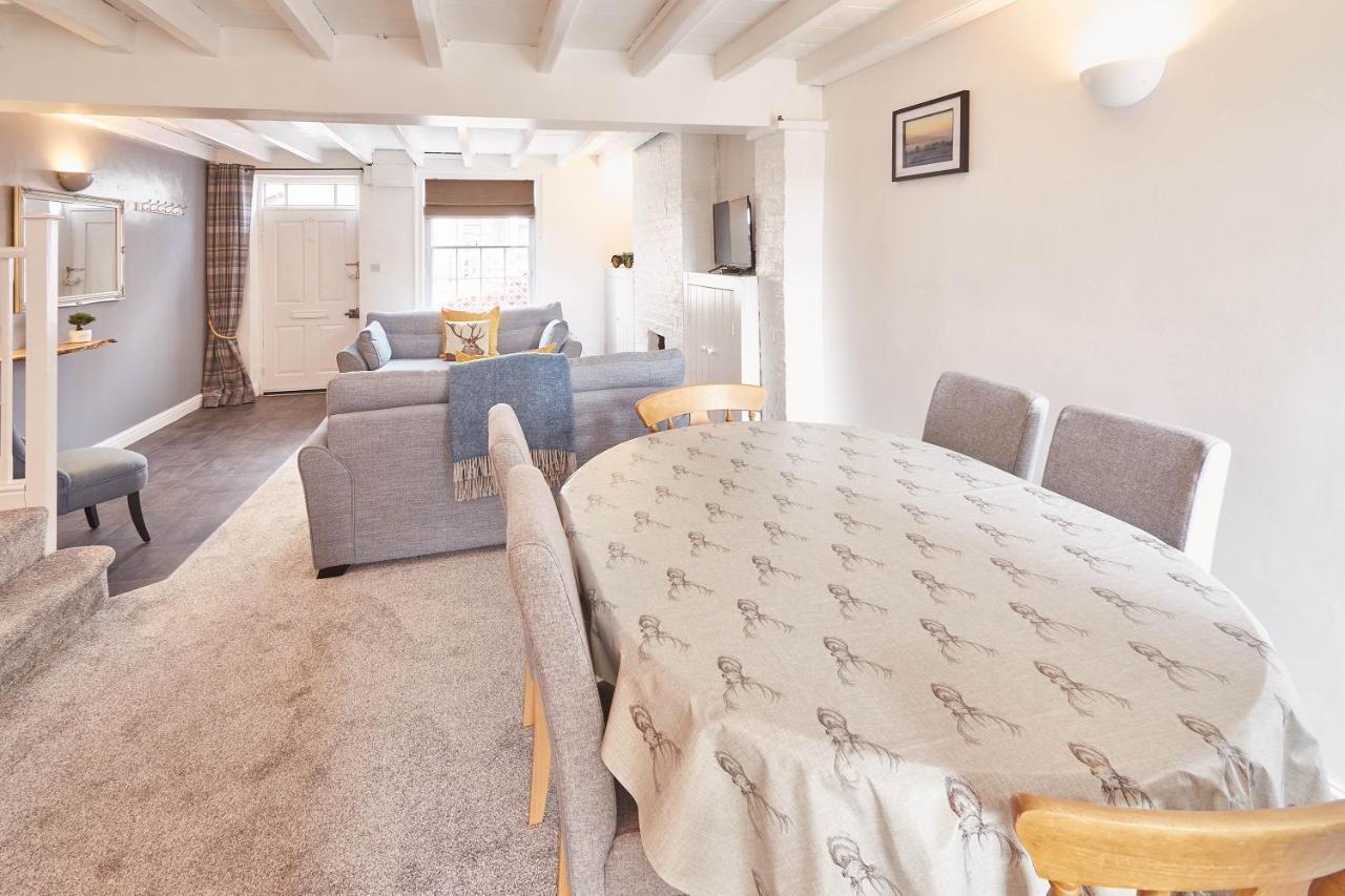 Host & Stay - Dove Grey, 25 West End Kirkbymoorside Exterior foto